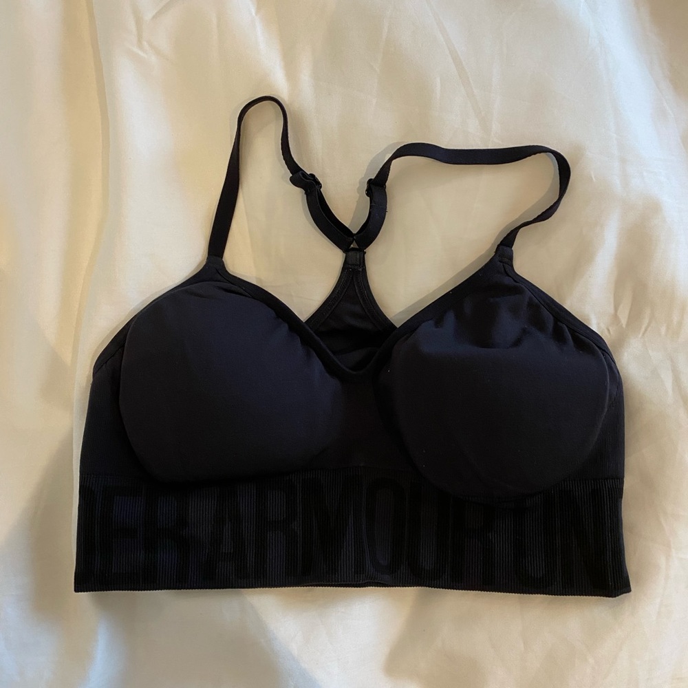 sports bra